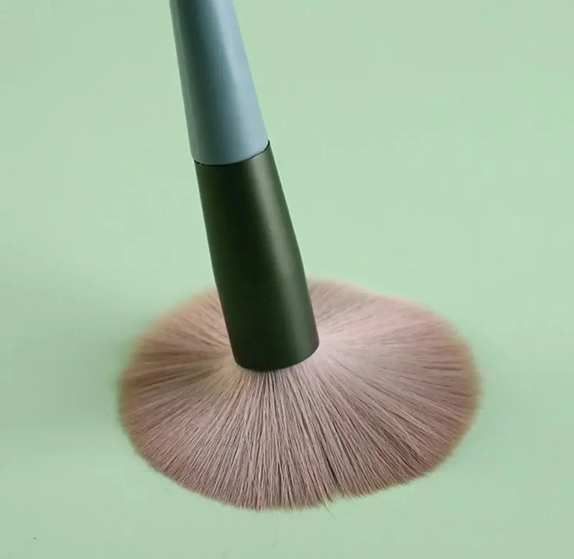 Super Kit De 13 Pinceles Y Brochas Para Maquillaje + Bolso