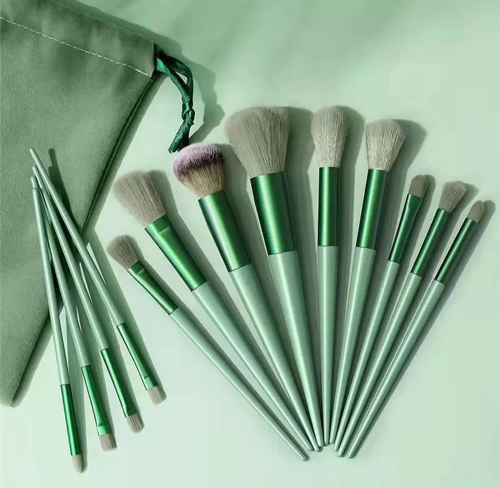 Super Kit De 13 Pinceles Y Brochas Para Maquillaje + Bolso